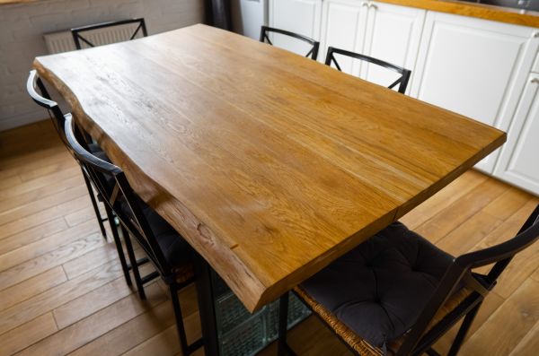 Table Assembly in Kingman